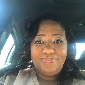 Meet your Posher, Nikki